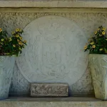 Ida Villa *