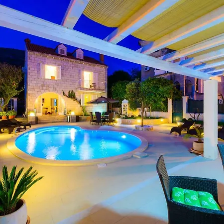 Ida Villa