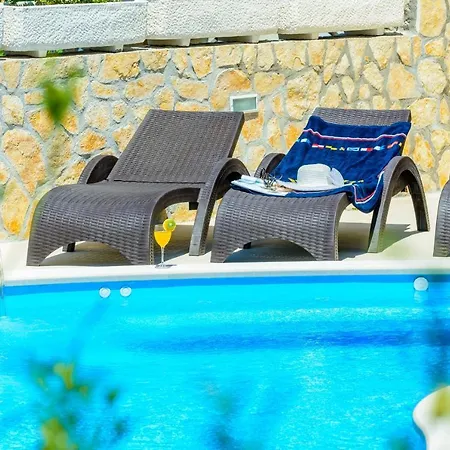 Ida Villa